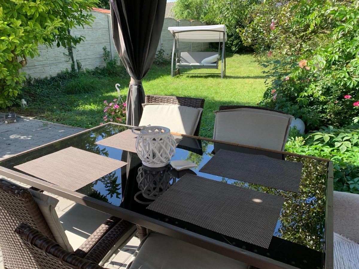 Alia House With Garden In Piestany Villa Exterior photo